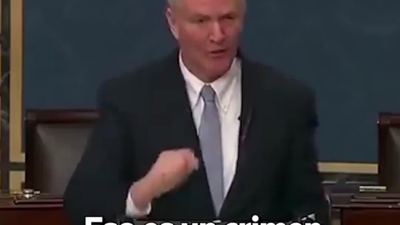The American senator accused Israel of committing war crimes in Gaza. With Spanish subtitles