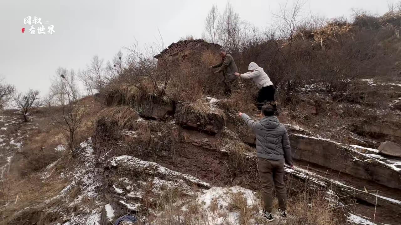 A century-old infant corpse tomb has been discovered in Shanxi.