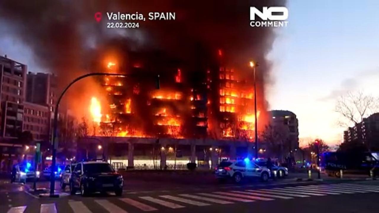 WATCH: Spanish firefighters tackle buildings on fire in Valencia