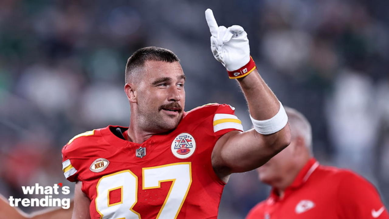 Travis Kelce Hands Out Gifts to Taylor Swift Concertgoers
