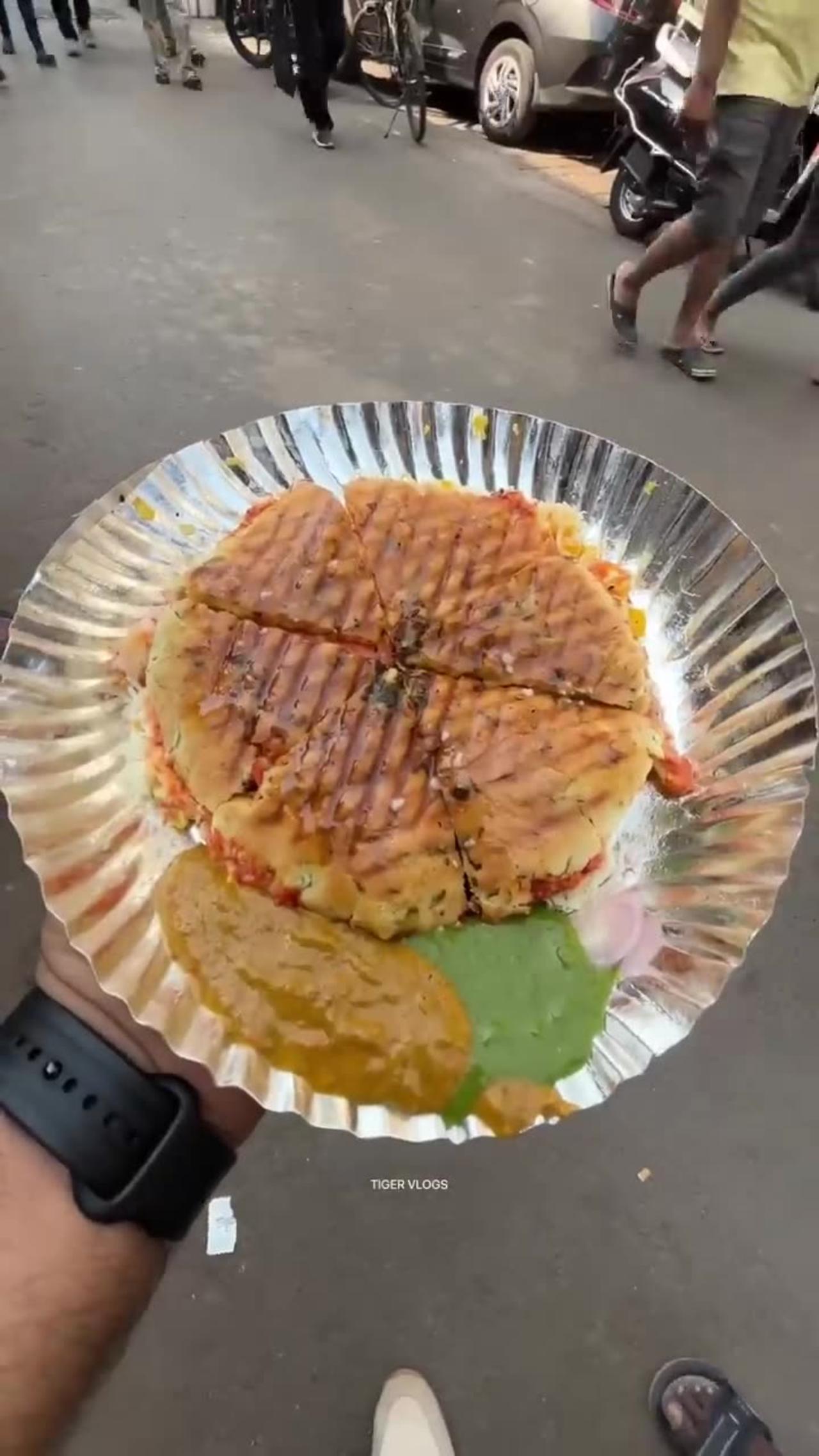 Mumbai cheese kulcha sandwich