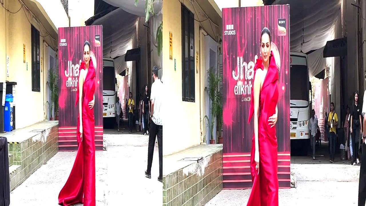 Malaika Arora looks Stunning in a Gorgeous hot-red satin gown, Netizens admire her beauty