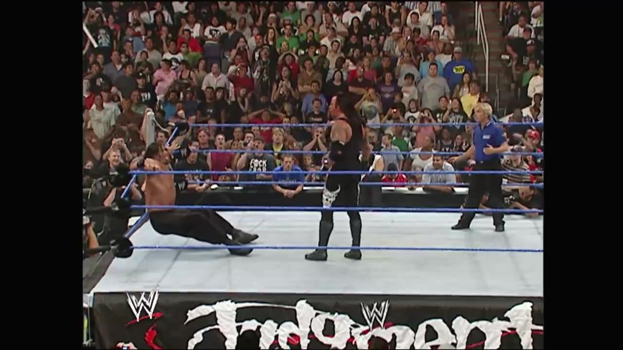 Khali and undertaker WWExfight