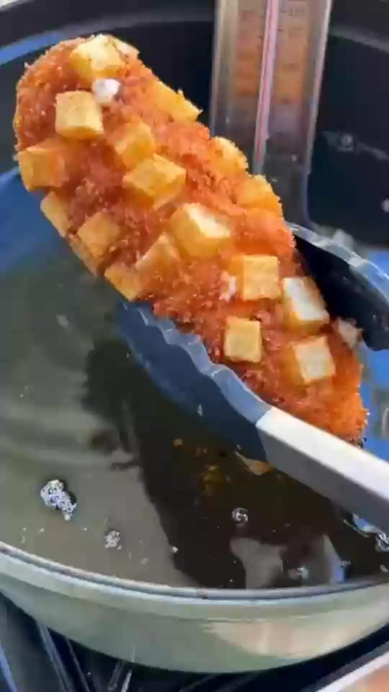 Korean French fried corn dogs! One News Page VIDEO