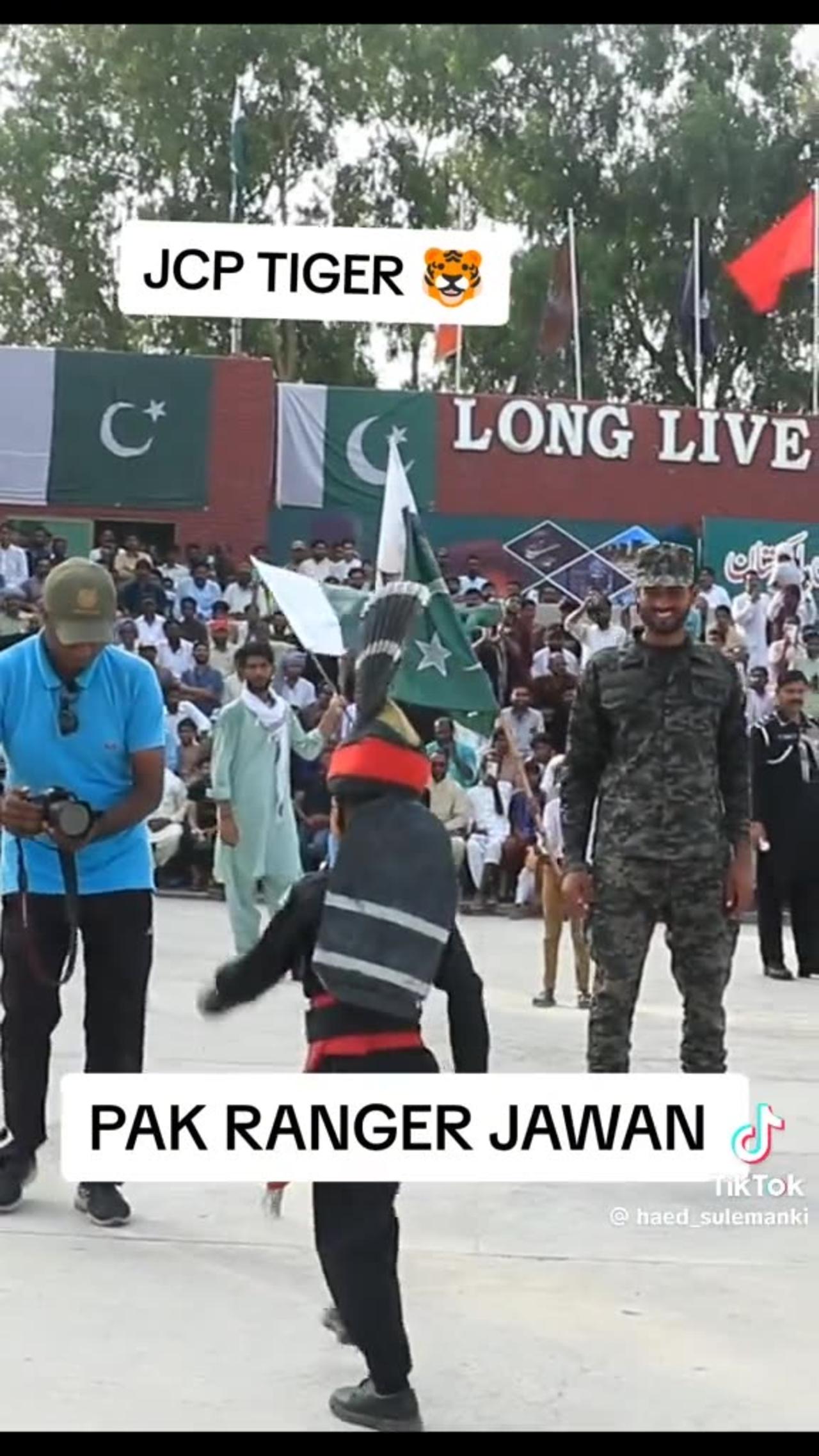 Pak rangers child