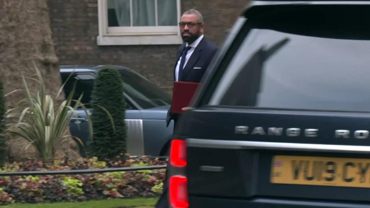 Cabinet ministers arrive at Downing Street ahead of Budget