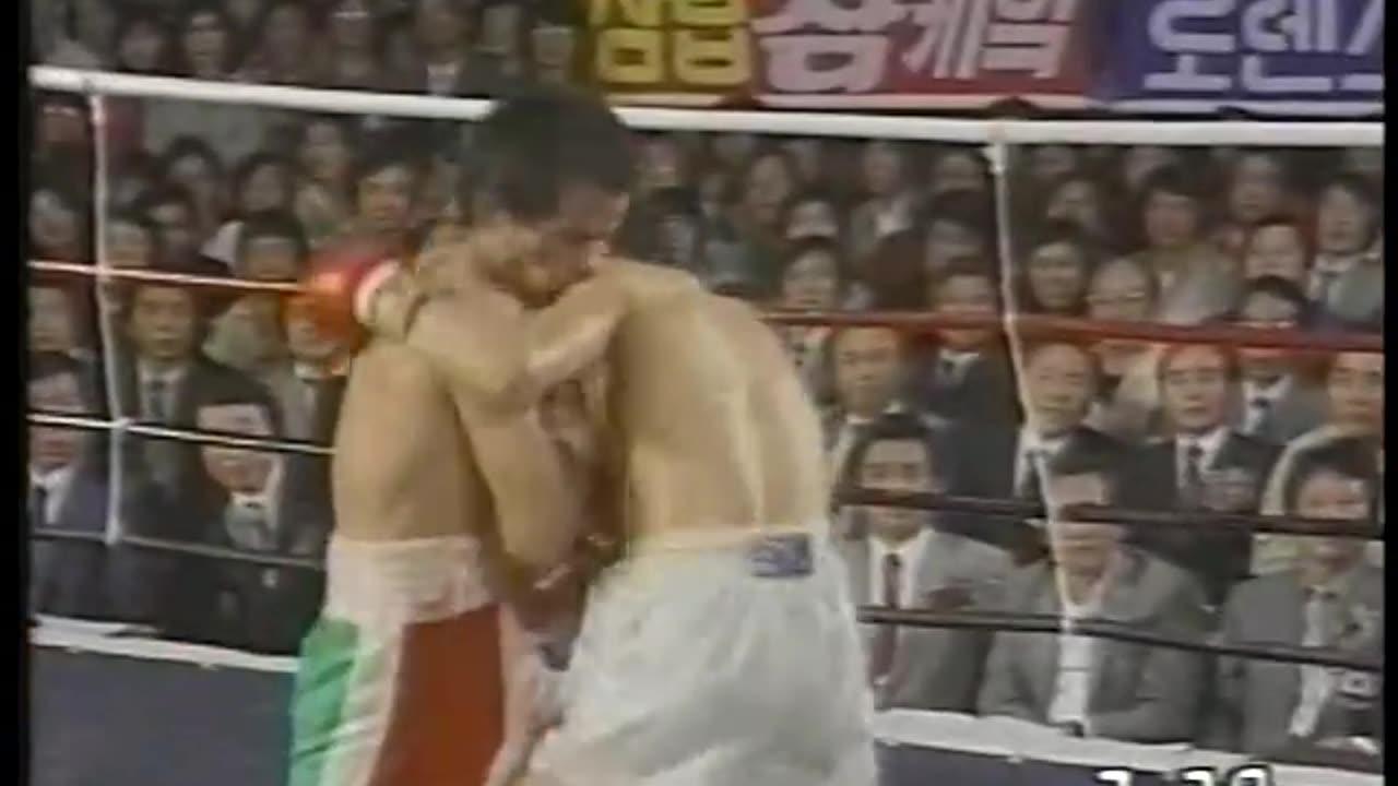 Jung Koo Chang vs German Torres III     Apr 13 1986     Indoor Arena, Gwangju City, South Korea