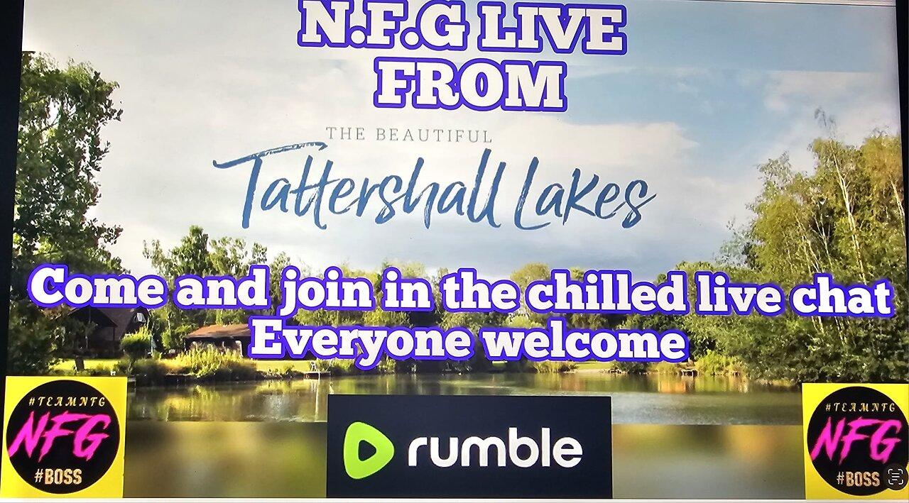 Hot tub live from tattershall Lakes