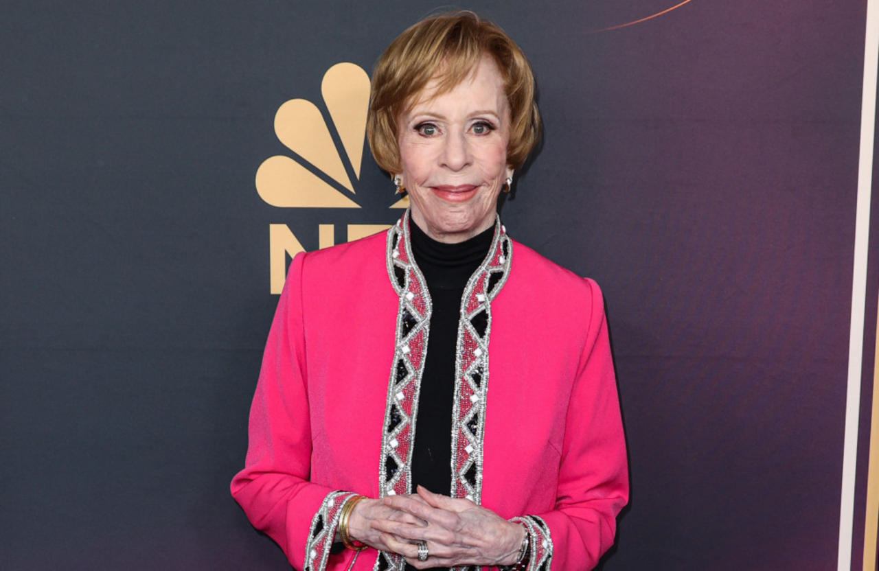 Carol Burnett was 'so close' to Steve Lawrence that she thought of him as family