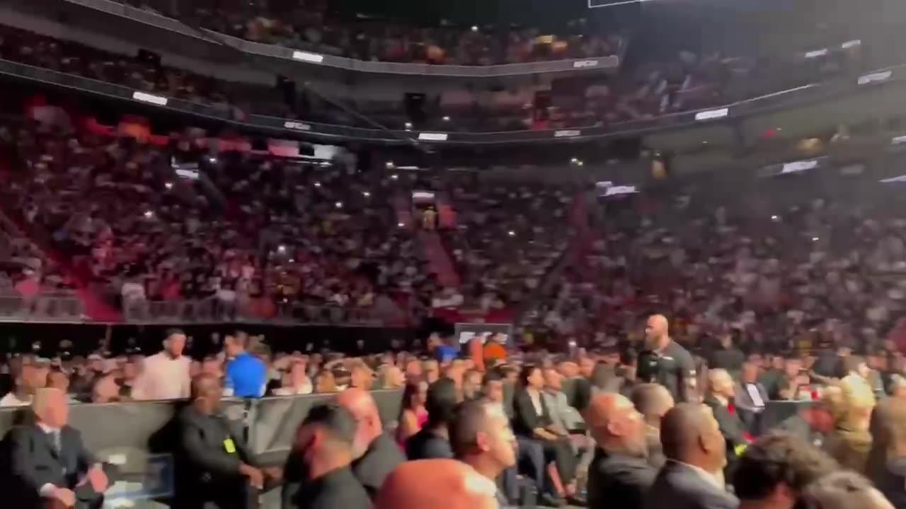 Trump Greeted at Roaring Crowd at UFC