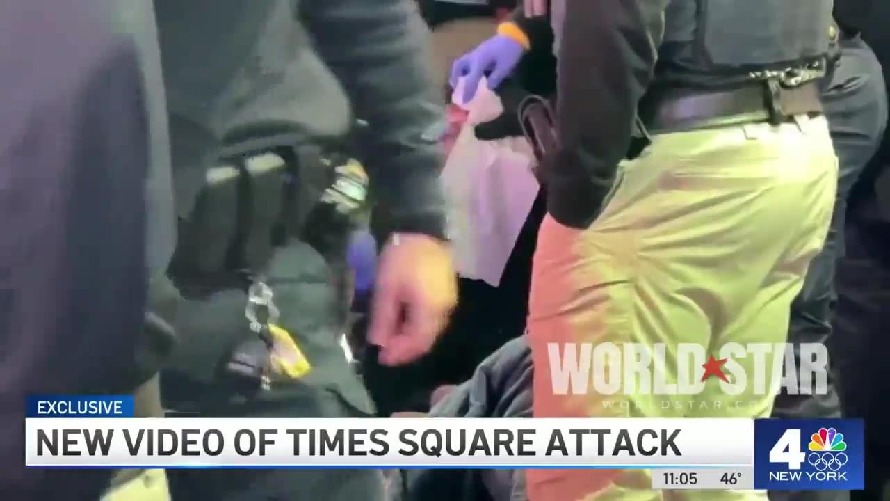 20 Migrants Stomp Out A 17 Year Old In Times Square