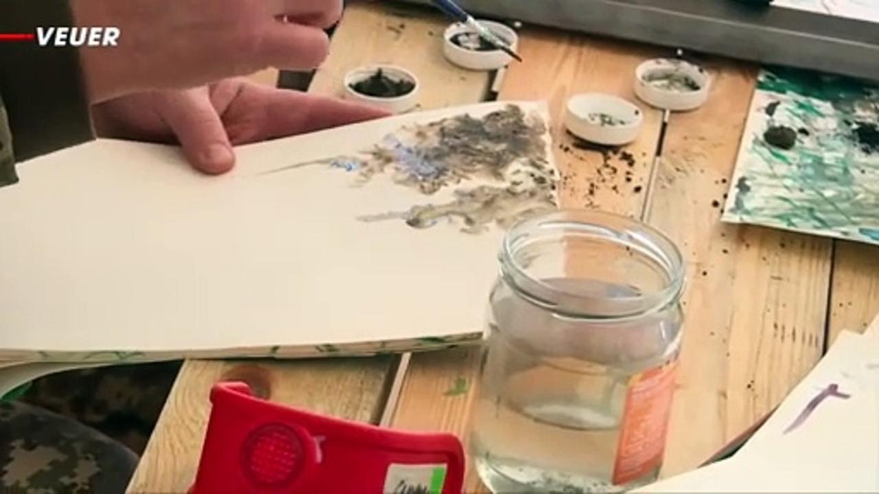 Ukrainian Soldier Finds ‘Creative Meaning’ Using Mud and Ashes as Paint