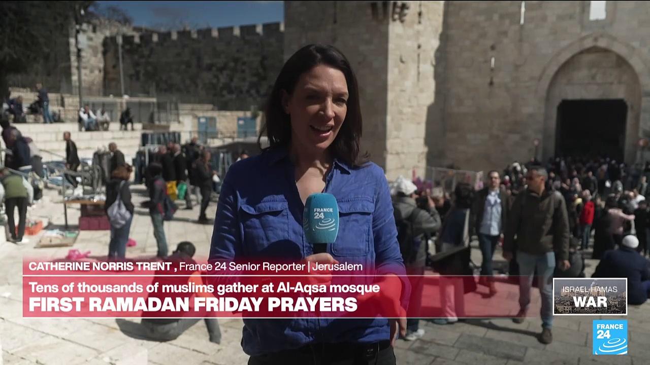 First Ramadan Friday prayers: Thousands of Muslims gather at Al-Aqsa mosque