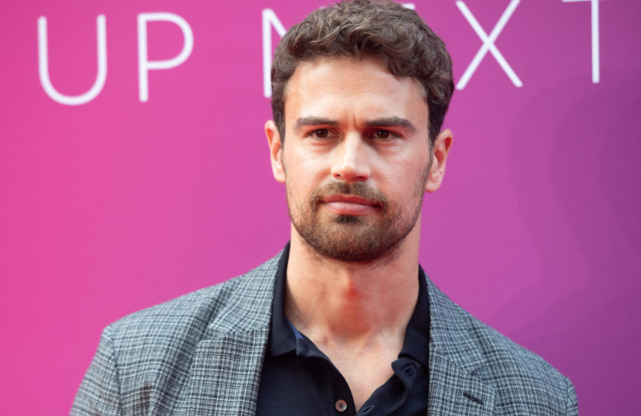 Theo James wants to play King Henry VIII in a movie