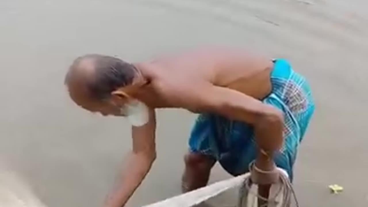 This  Grandpa Fishing Skill is Really Amazing