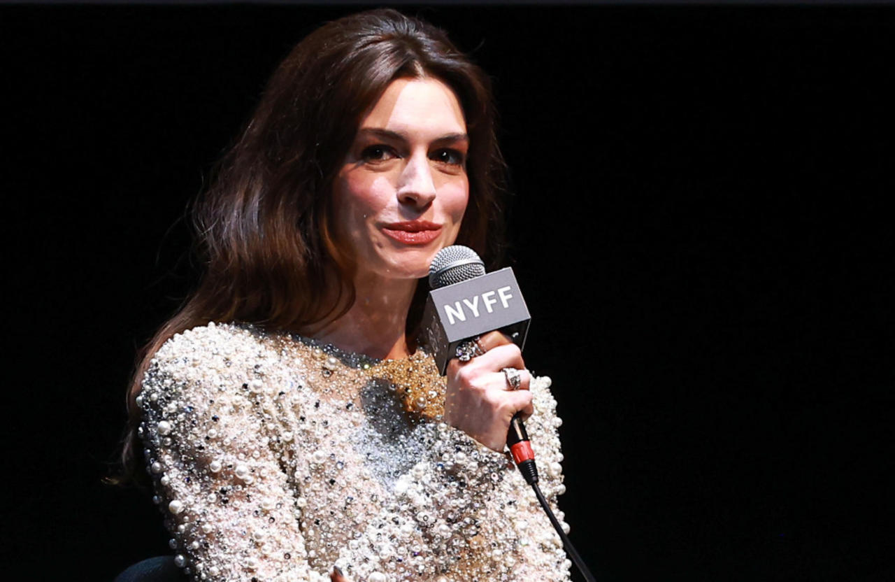 Anne Hathaway won't let her Academy Award win dictate career choices