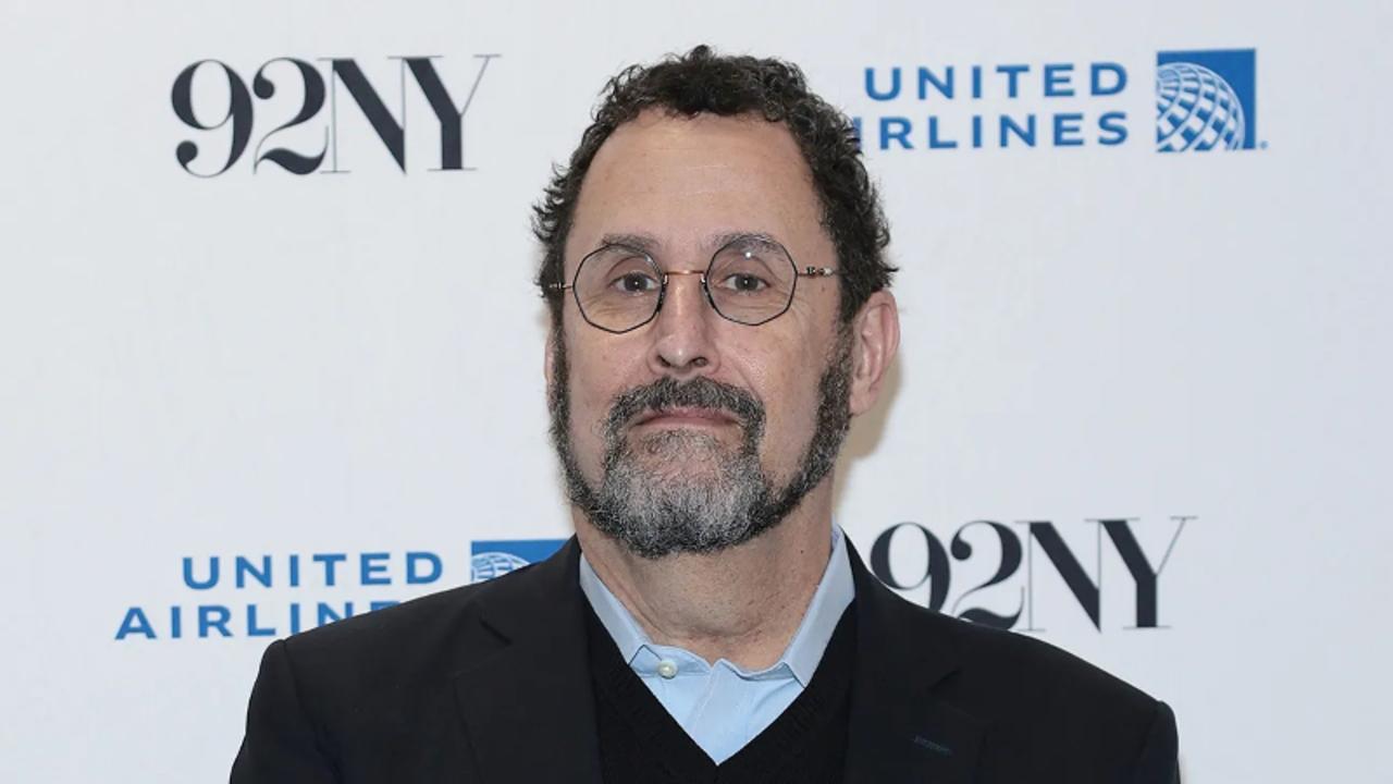 Tony Kushner Defends Jonathan Glazer's Oscars Speech: 'Who Doesn't Agree With That?' | THR News Video