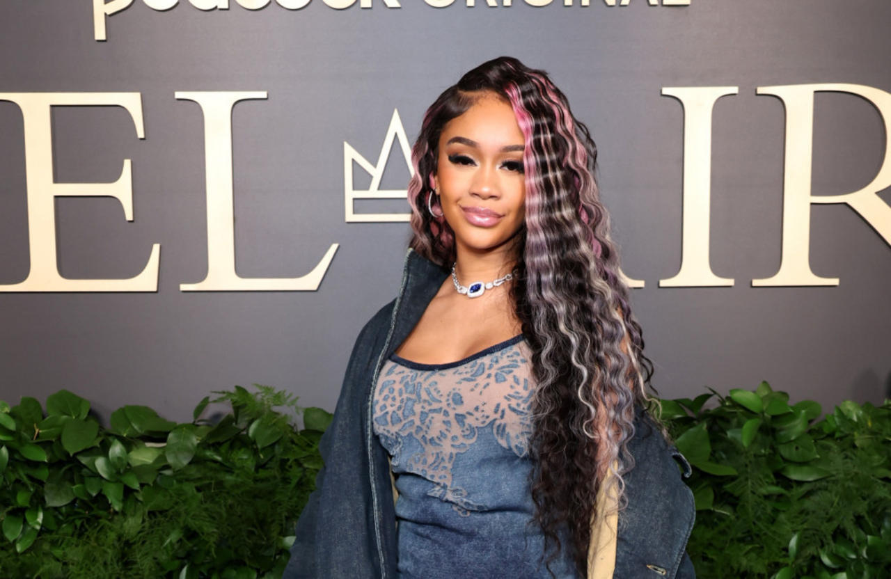Saweetie's hair 'turned into goo' thanks to a botched dye job