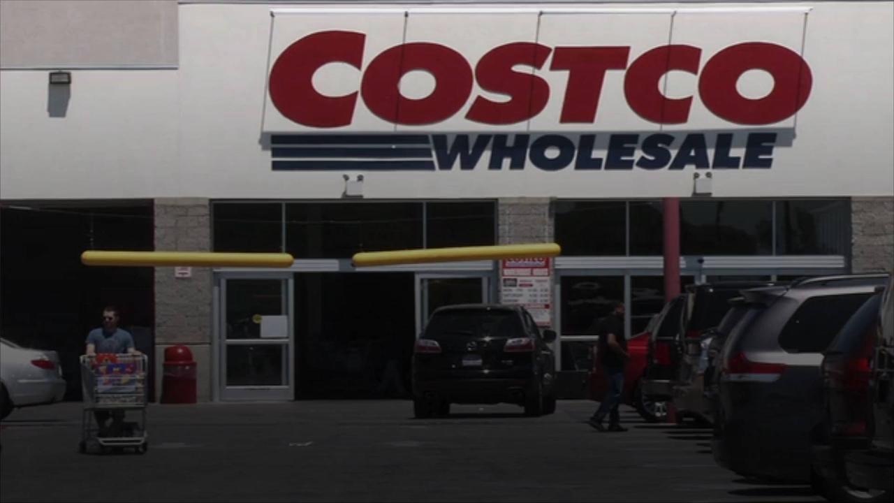 A Costco Membership Card Is Now Needed to Eat in Its Food Court