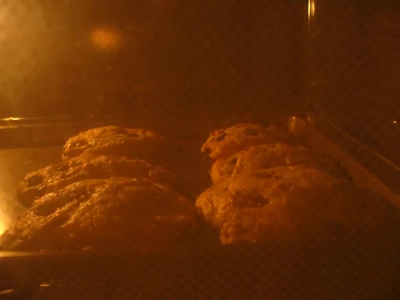 Time Lapse of Cookies Baking