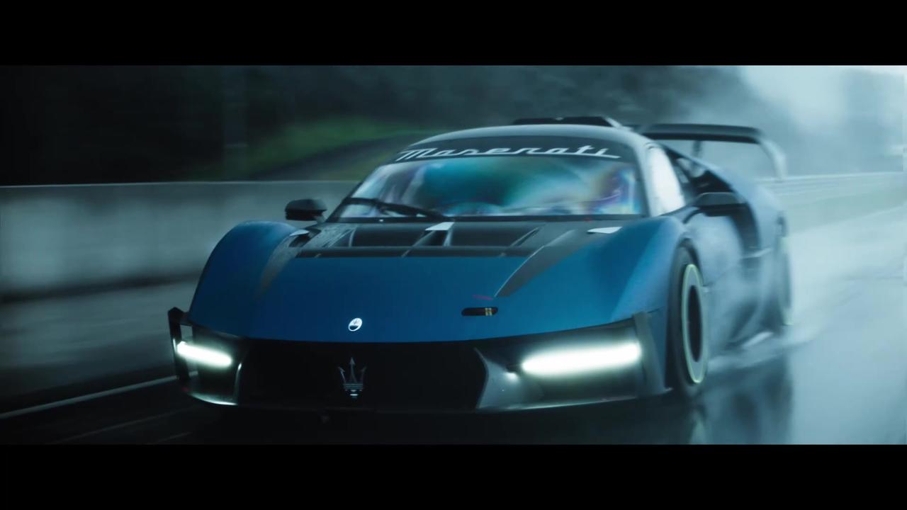Maserati MCXtrema - the 'beast' is unleashed on the track ahead of first delivery
