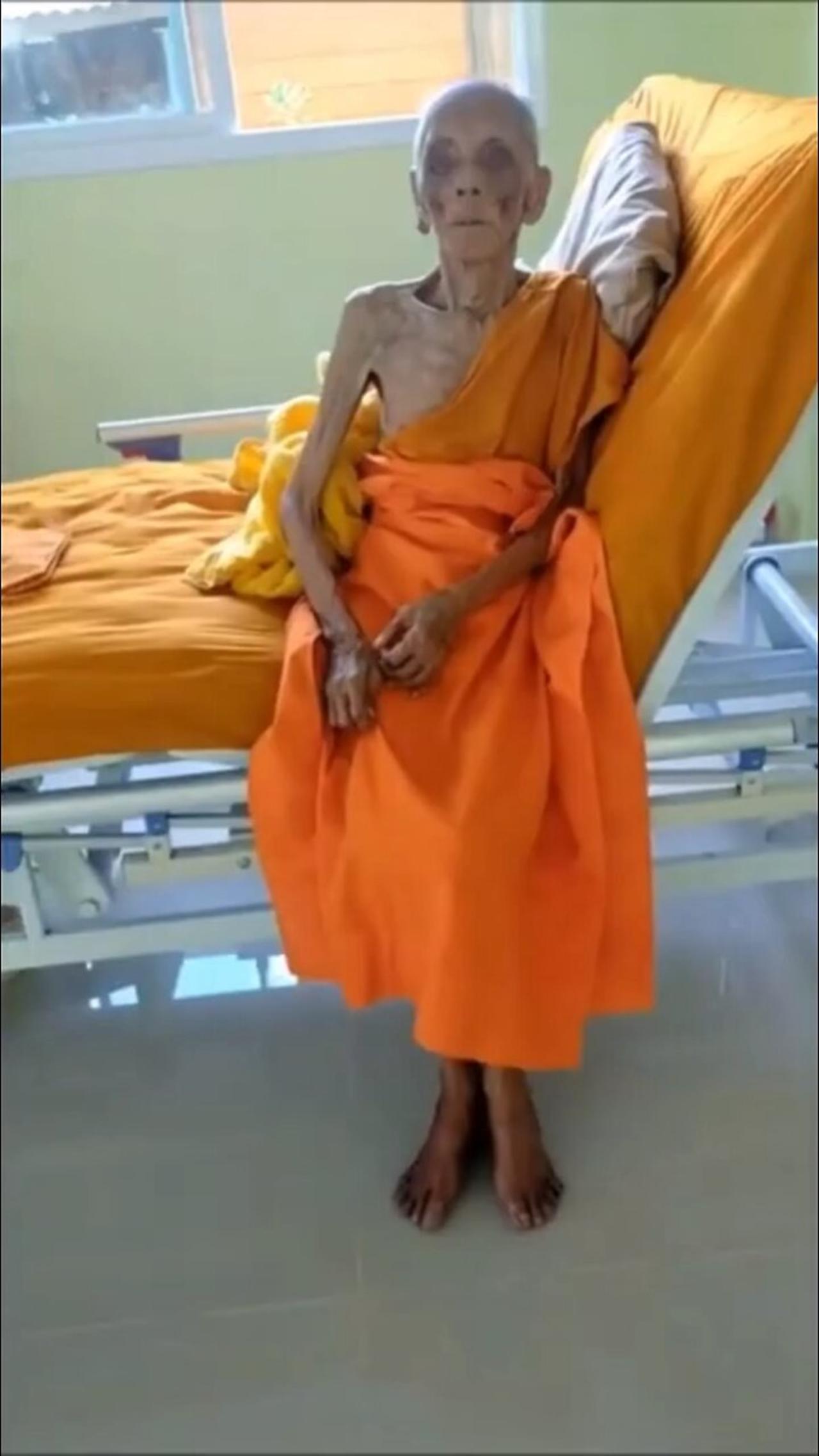 "Unbelievable! Oldest Human Alive at 399 Years Old Caught on Viral Video! // Hottest News"
