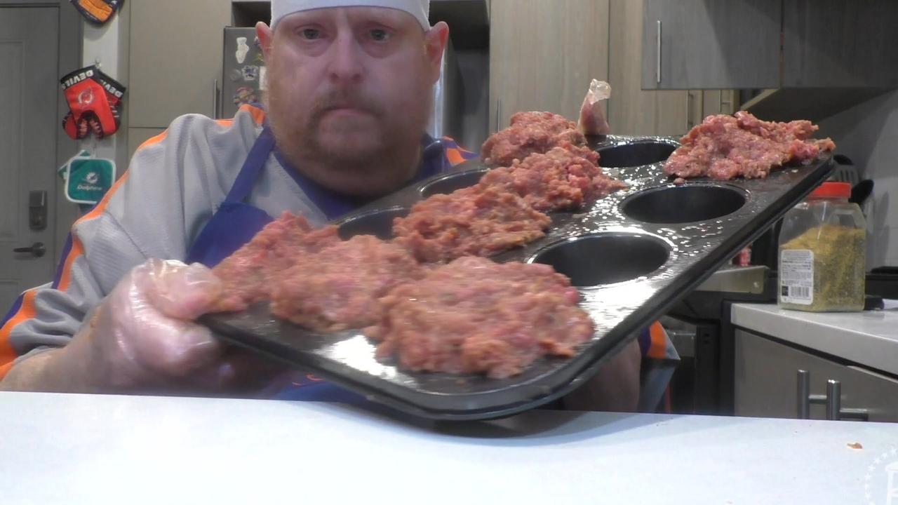 Tank Cooks Meatloaf Muffins