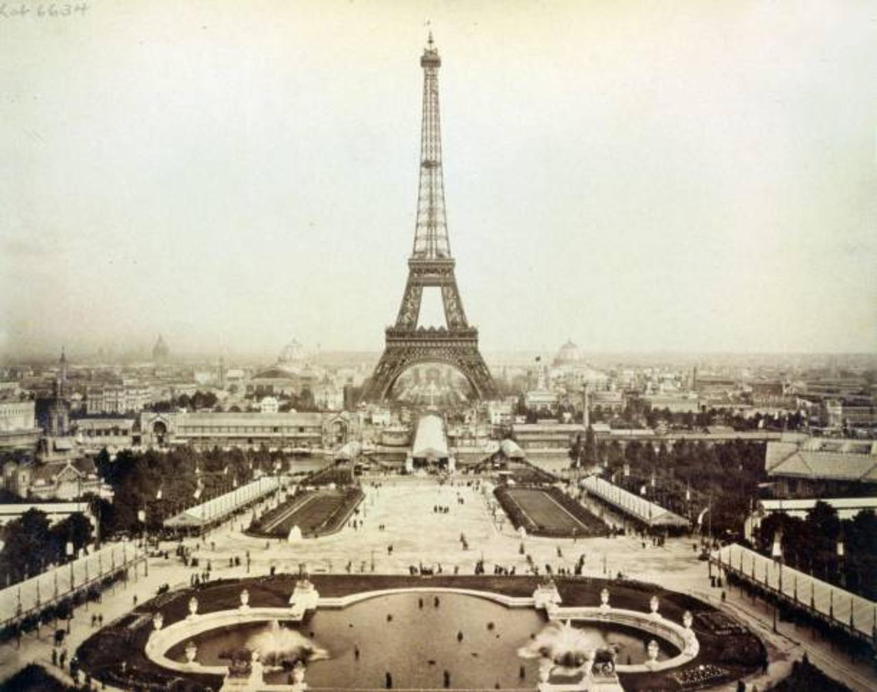 This Day in History: Eiffel Tower Opens (Sunday, March 31st)
