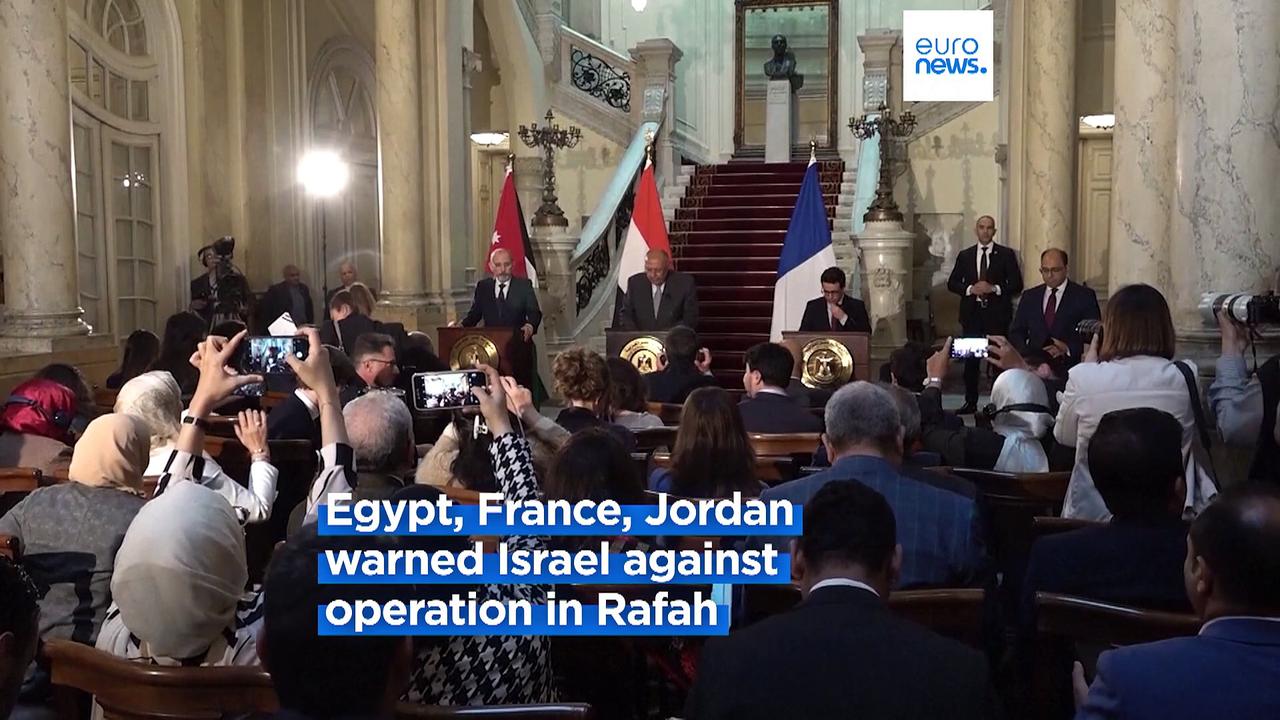 Truce talks between Israel and Hamas resume in Cairo