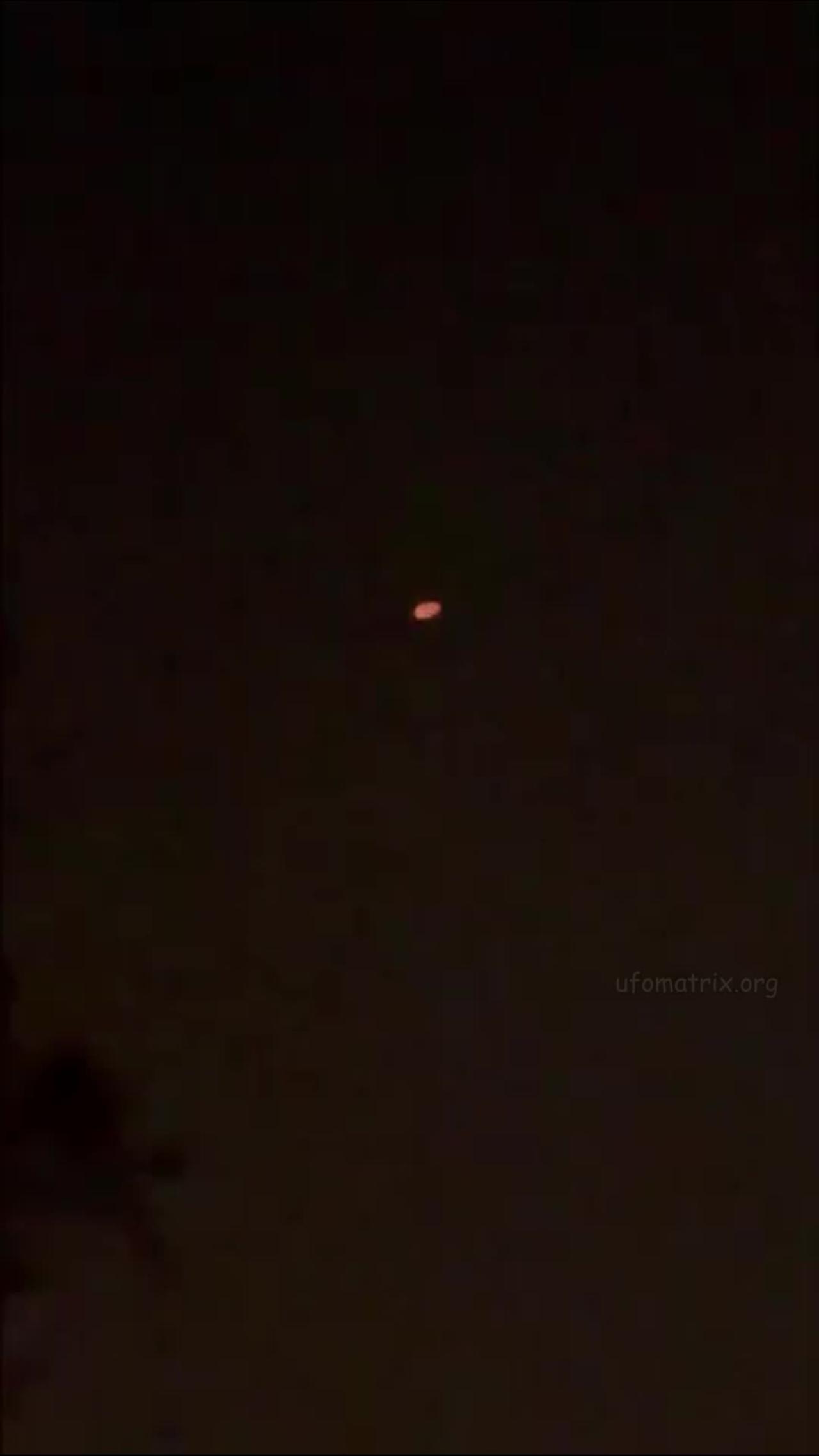 Strange Encounter: UFO/UAP Orb Sighting Over Kansas City, Missouri