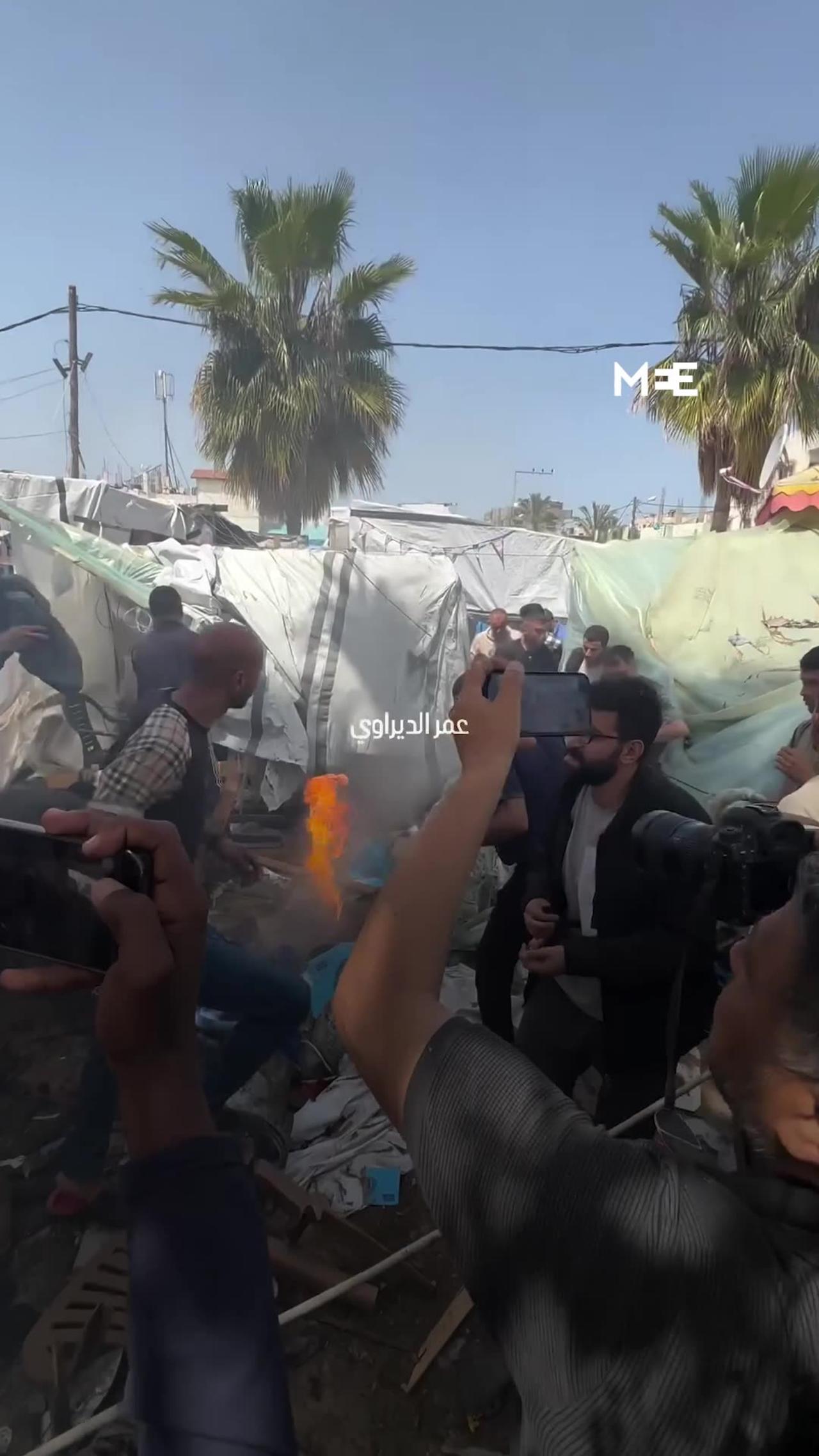 Israeli air strike hits tents of Palestinians, among journalists, inside Gaza hospital
