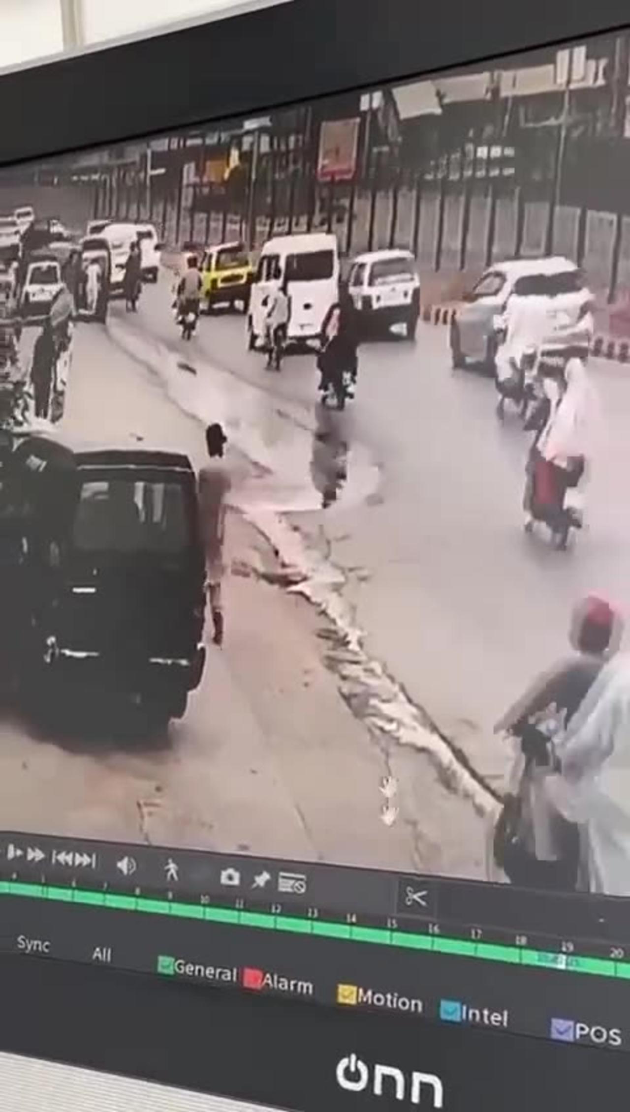 Funny Mobile Snatching Scene - CCTV Video