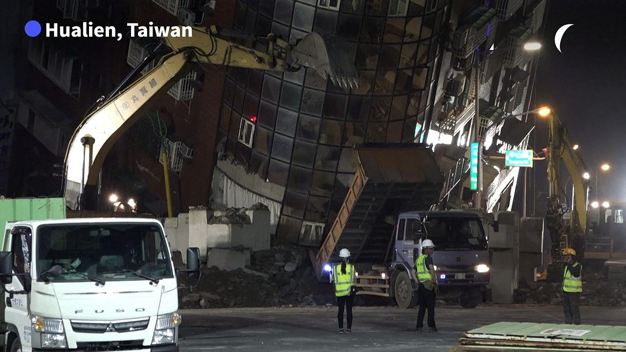 Emergency workers clean up in Hualien after deadly Taiwan quake