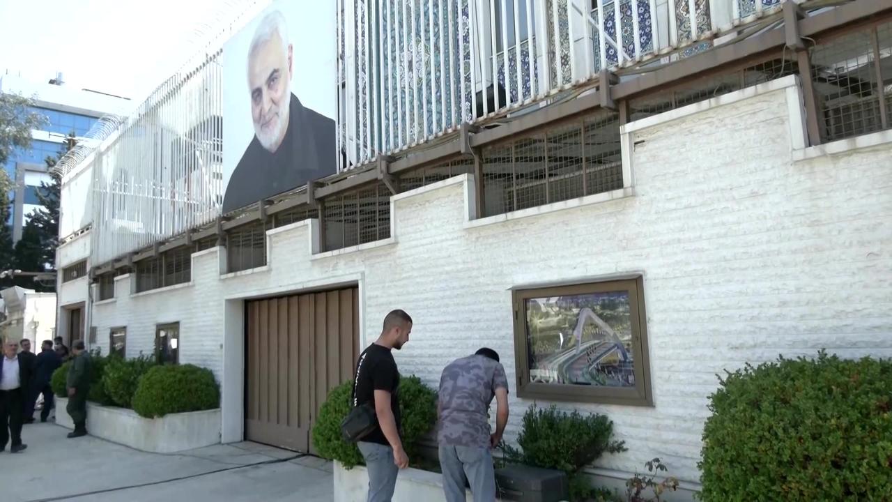 Syrian officials offer condolences at Iran's embassy