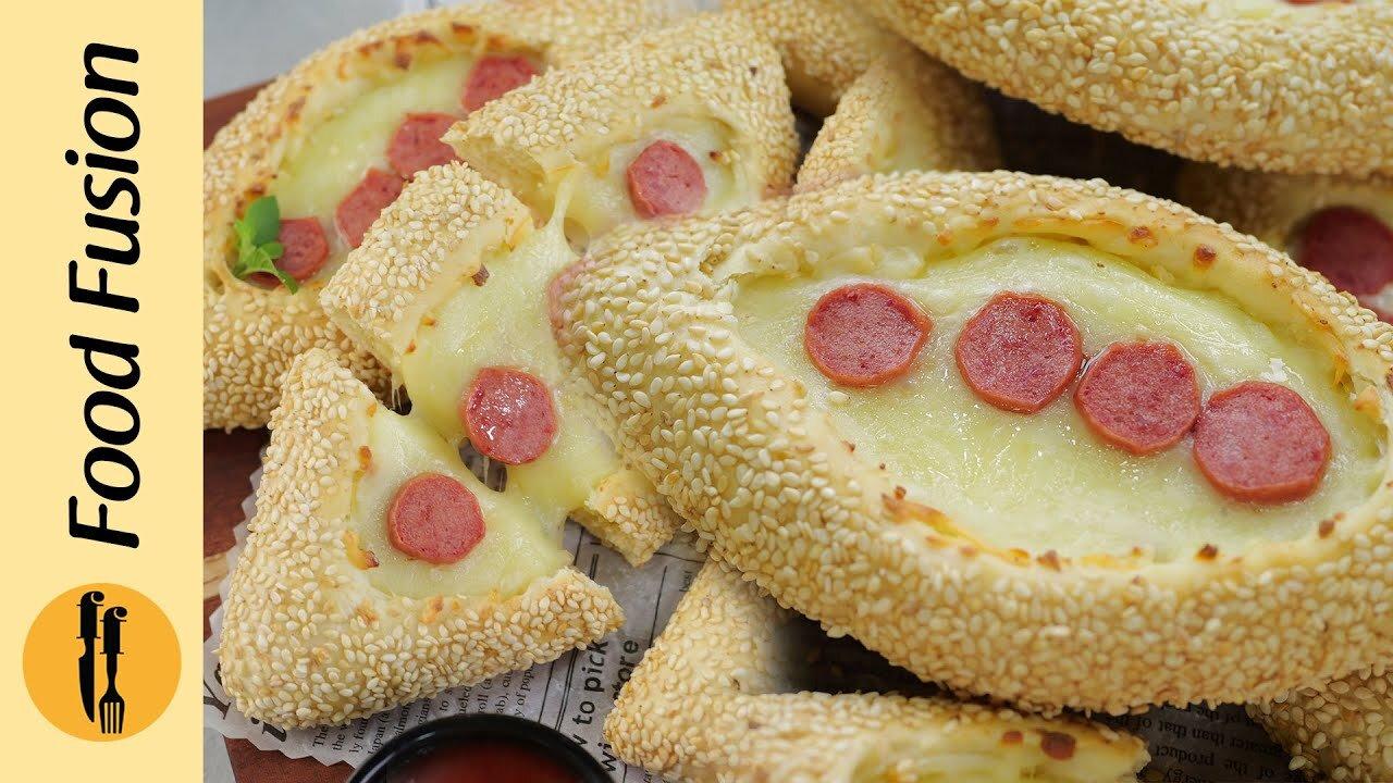 Turkish Style Simit Pizza recipe by Food Fussion.