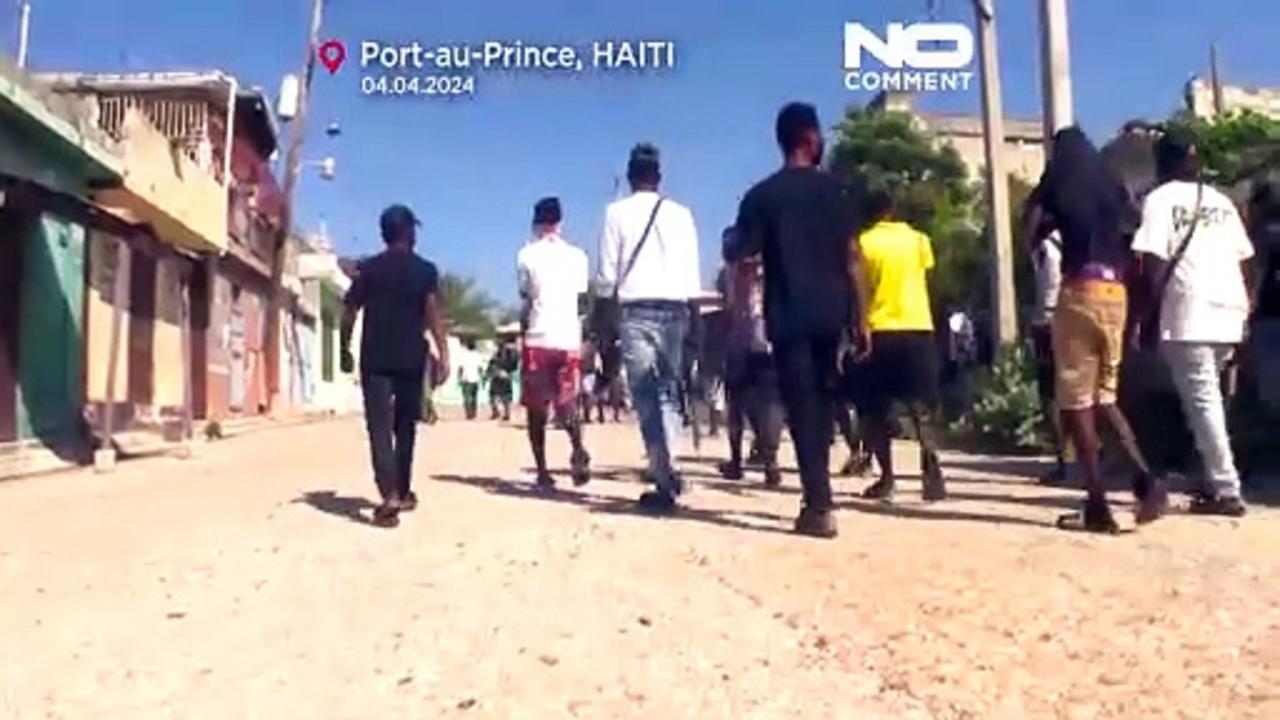 Heavy gunfire near Haiti's presidential palace sparks panic among residents