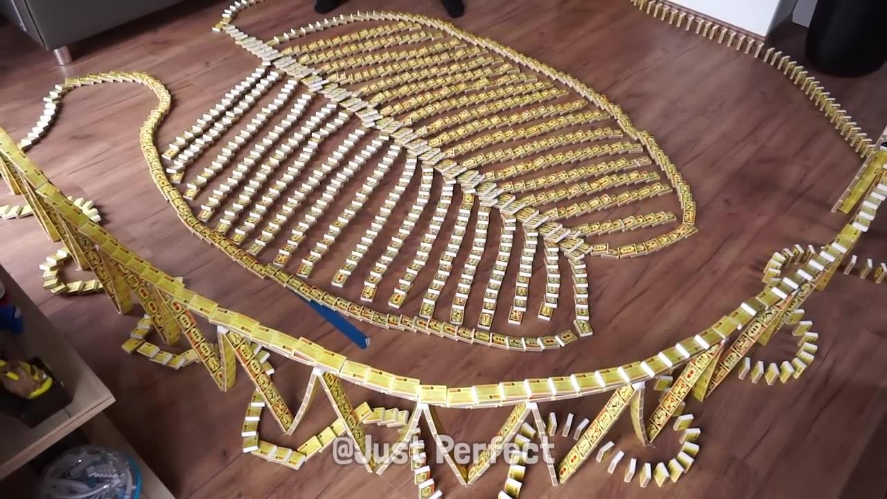 largest matchbox domino