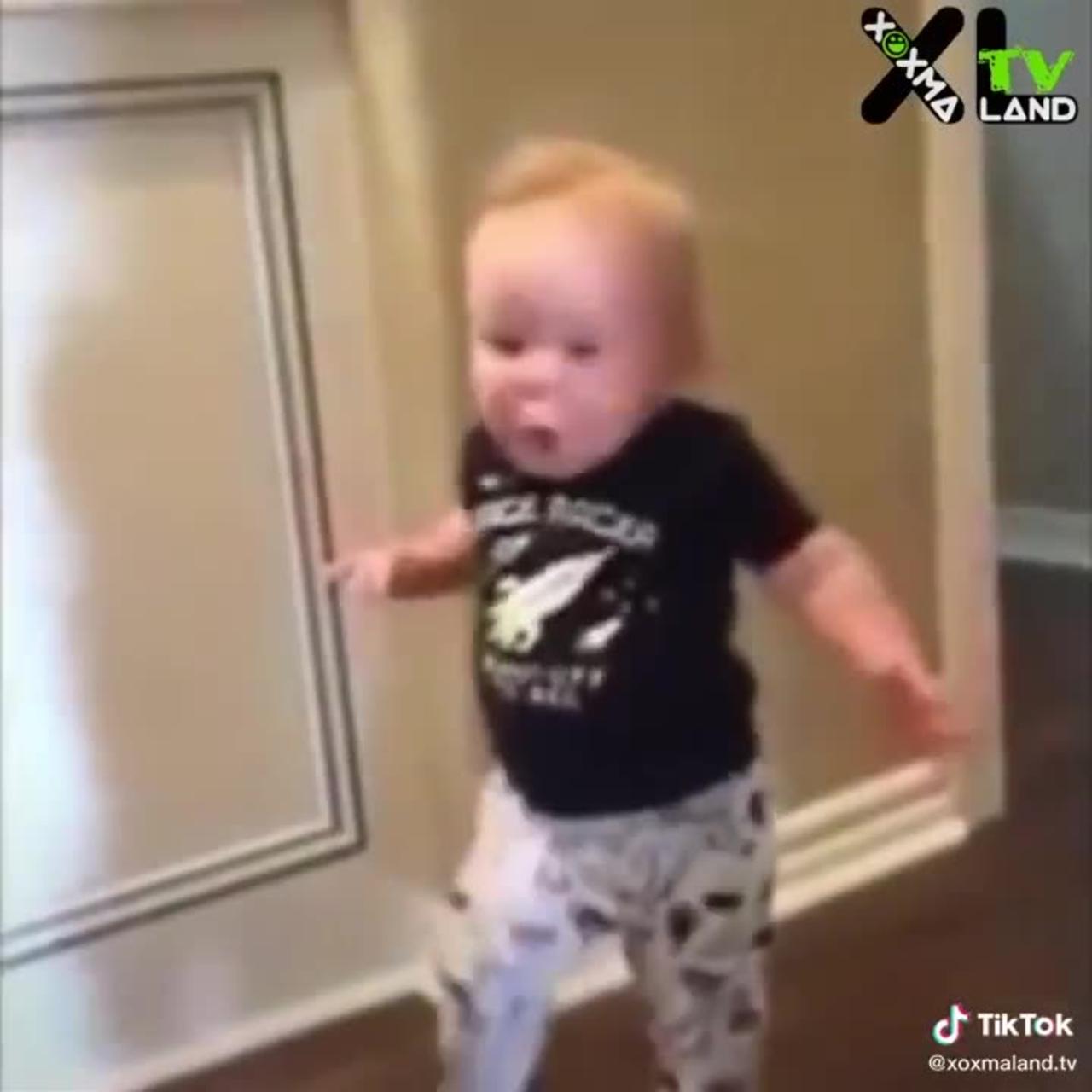 Baby Sneeze | Funny baby videos | cute babies
