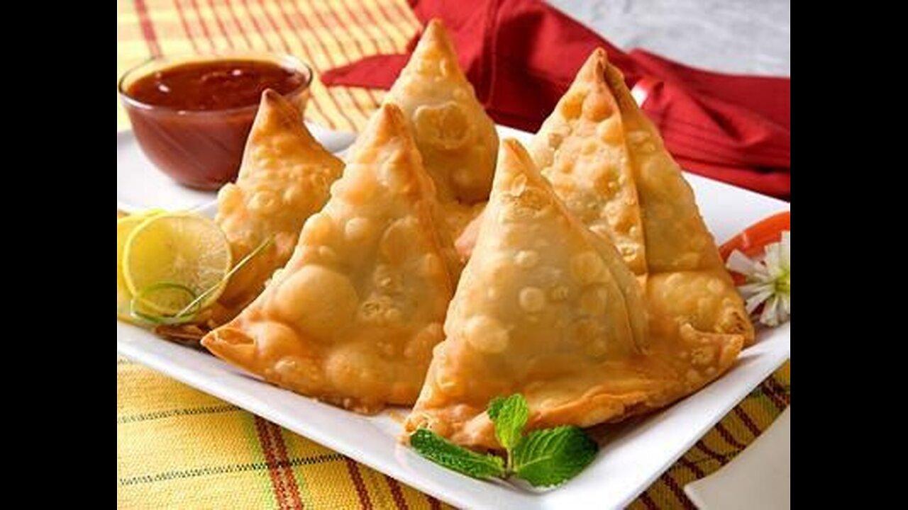 Crunchy Homemade Samosas | Authentic Recipe by Cooking with Shema