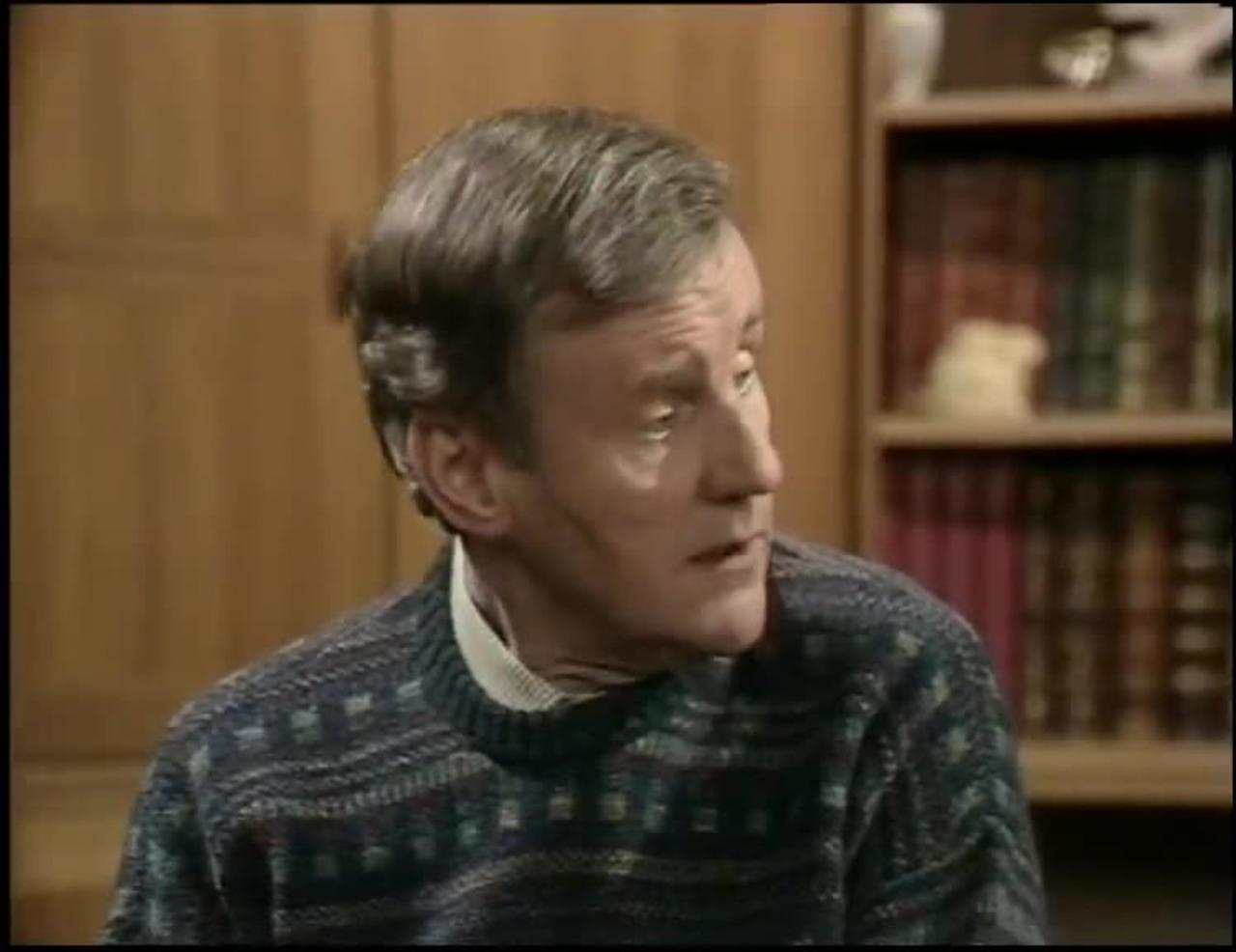 Ever Decreasing Circles S03.E06 - One News Page VIDEO