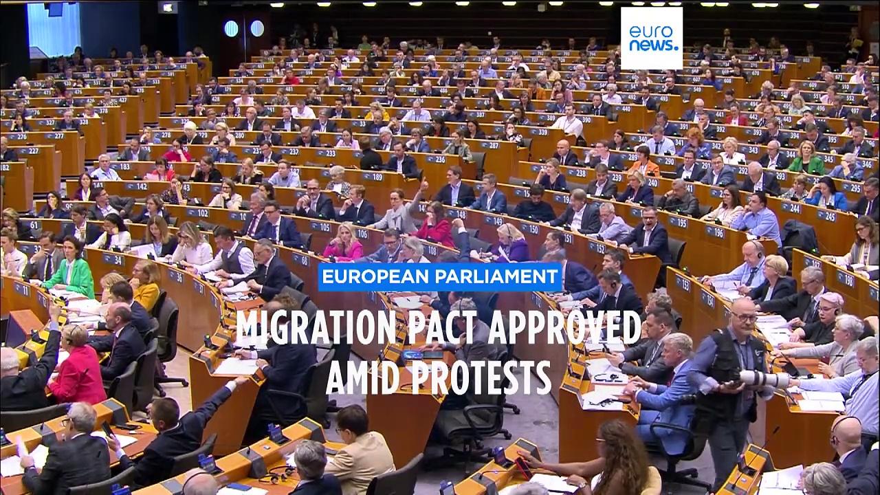 European Parliament narrowly endorses EU migration reform, moving it closer to the finish line