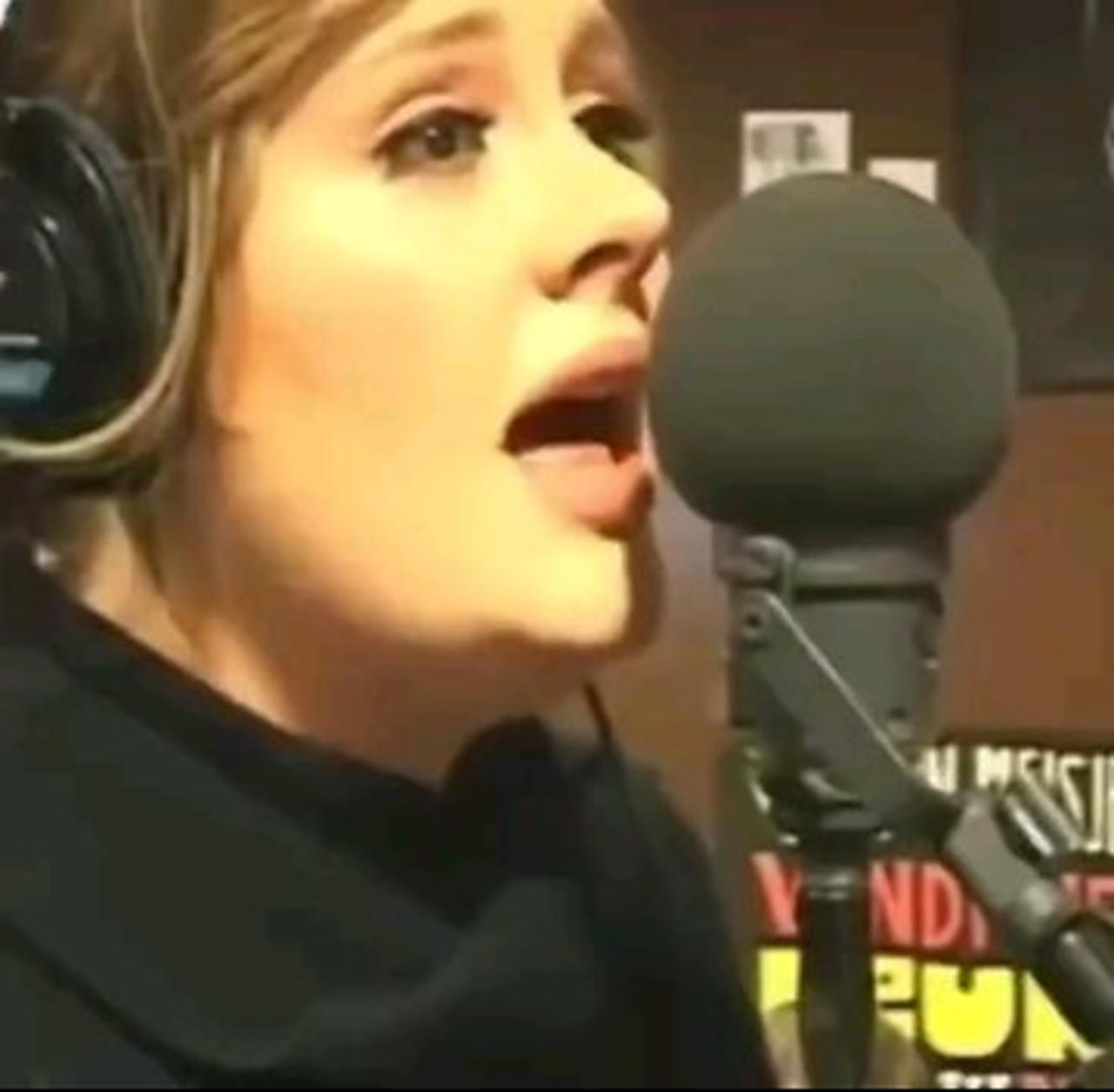 Adele voice without auto tune.
