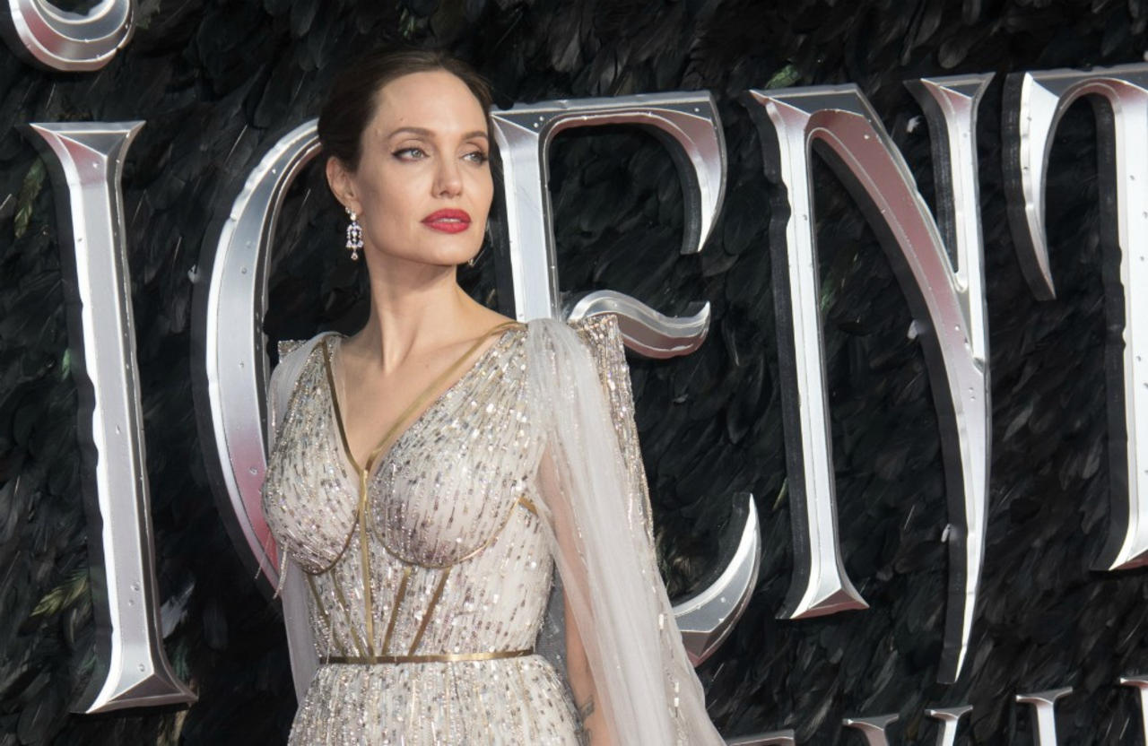 Angelina Jolie says her daughter Vivienne was a 'tough assistant' in theatre job