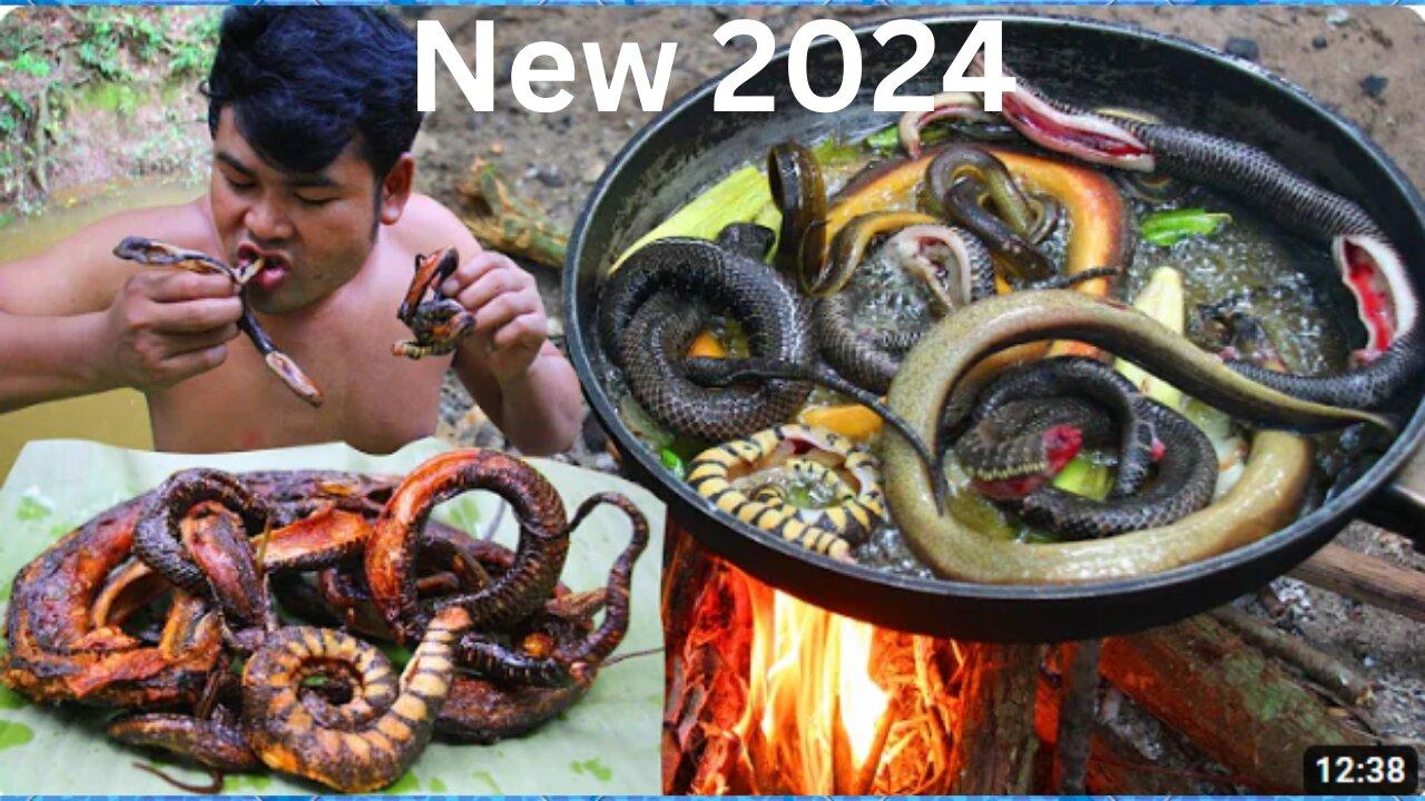 Cooking Coconut Snake eating 2024 delicious Cook - newsR VIDEO