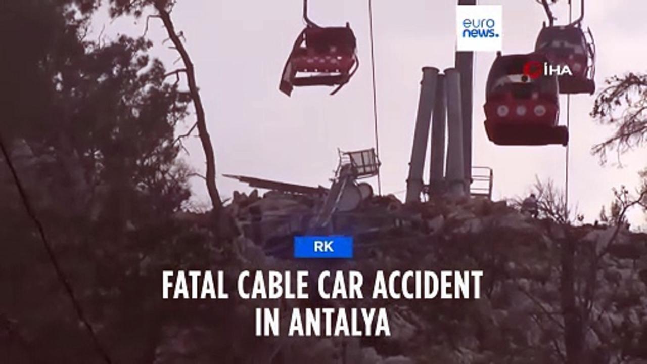 Turkey cable car accident: Scores still stranded high above mountain
