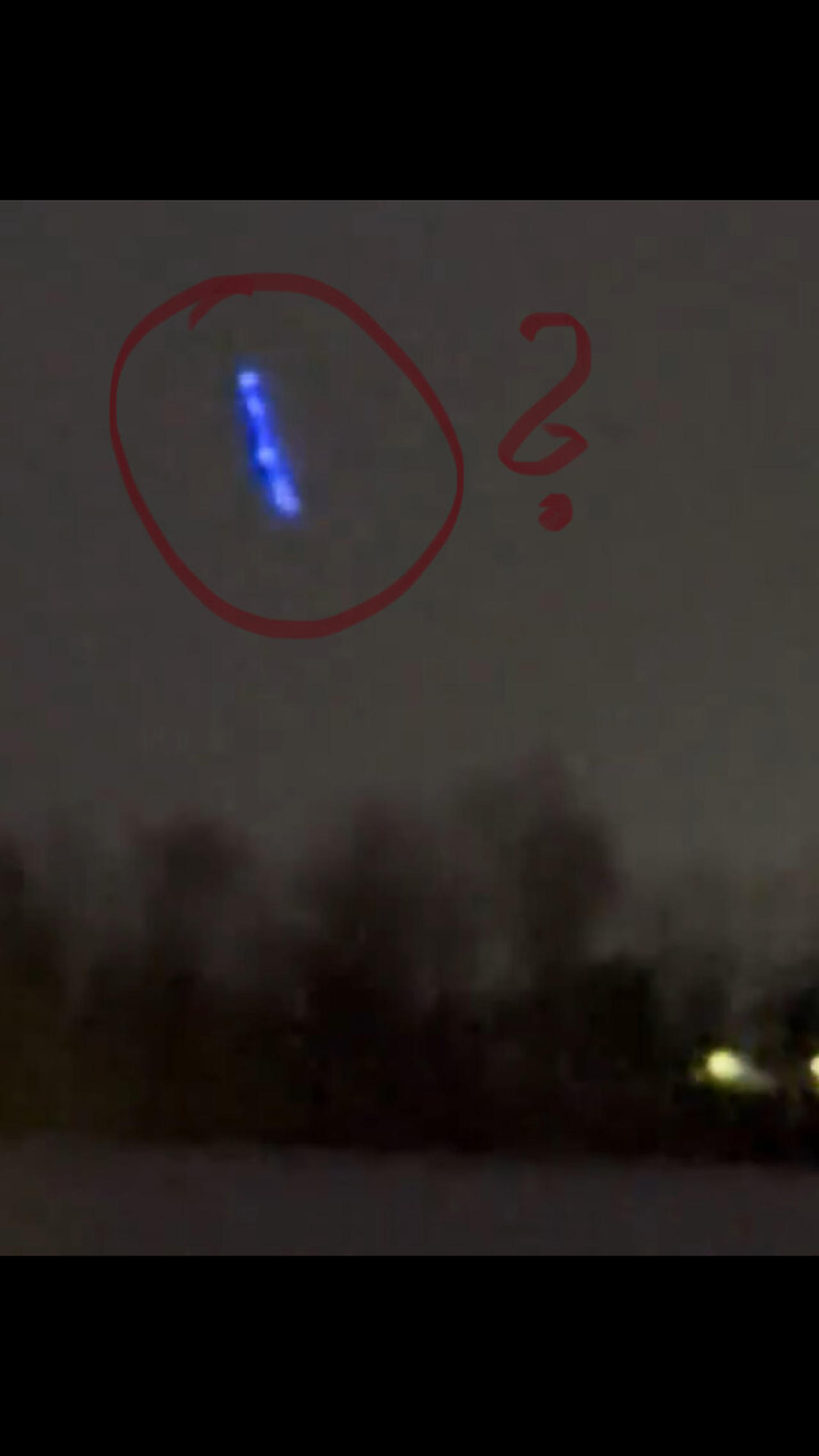 BREAKING: A video captures an unidentified object slowly descending into the Delaware River