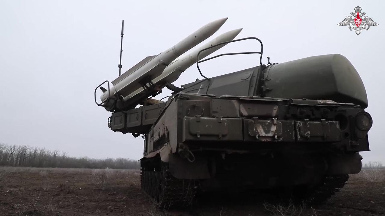 🔎 Buk-M1 SAM systems air defence units provide reliable cover for Russian troops