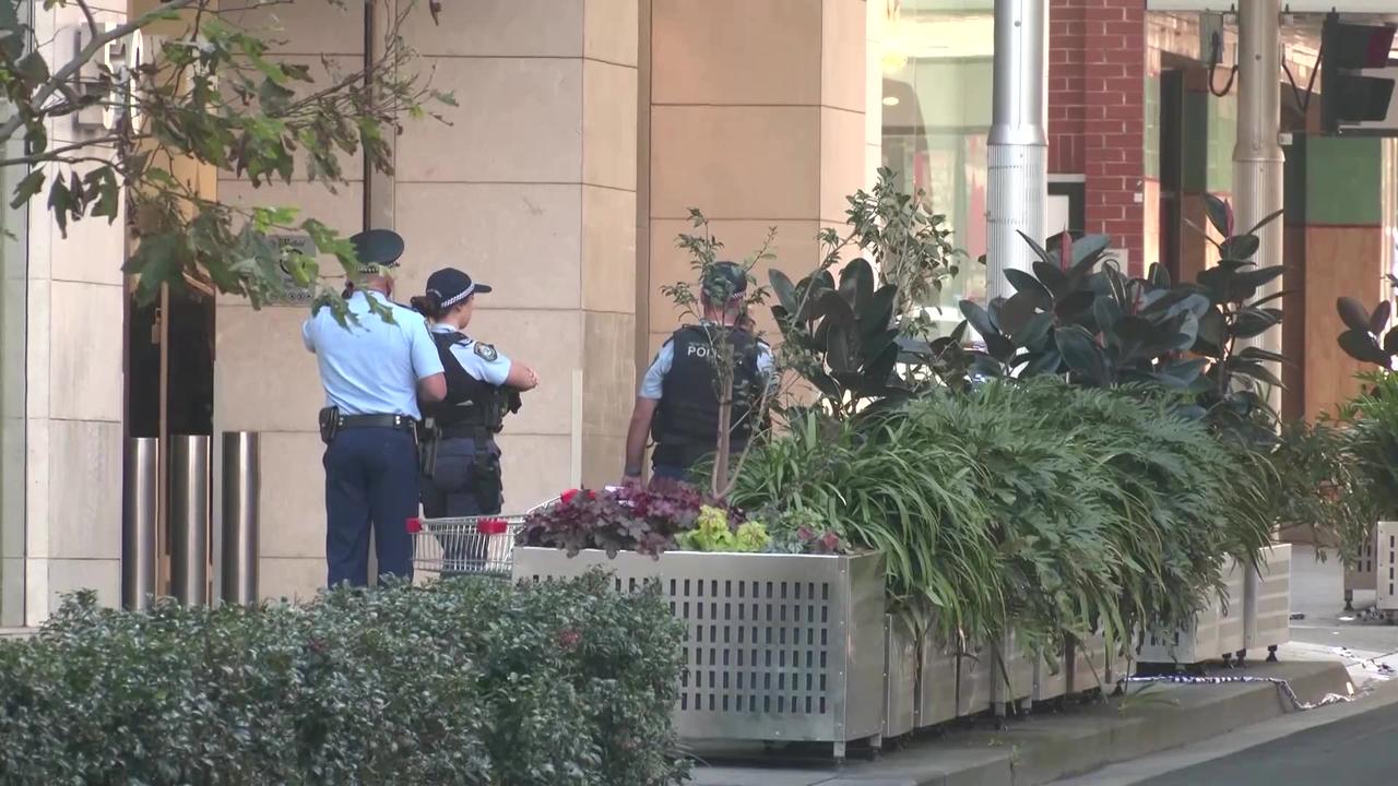 'Mental health issue': Police on Sydney mall stabbing