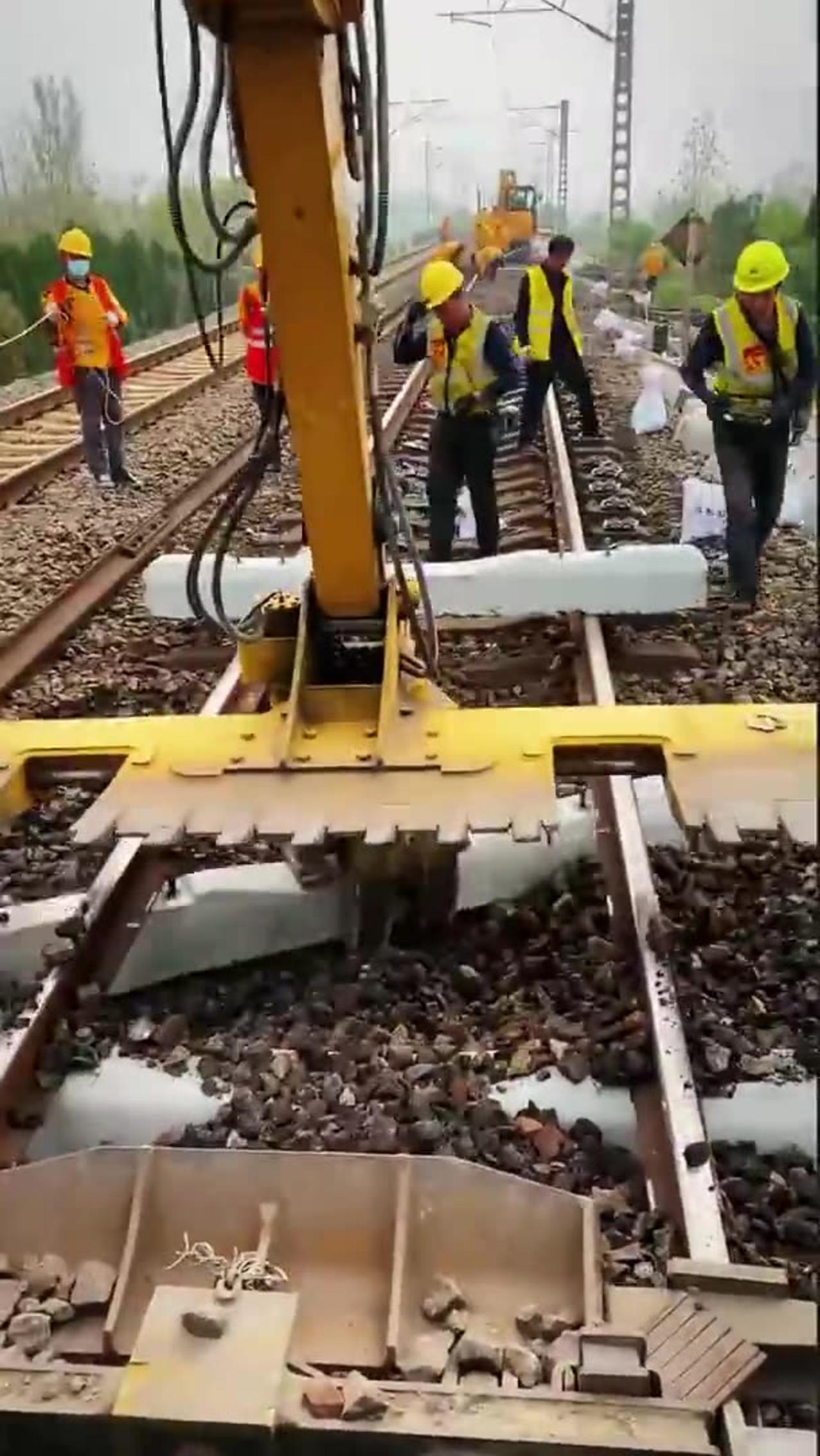 Railway track laying equipment - machinery make work easy - Routine Crafts