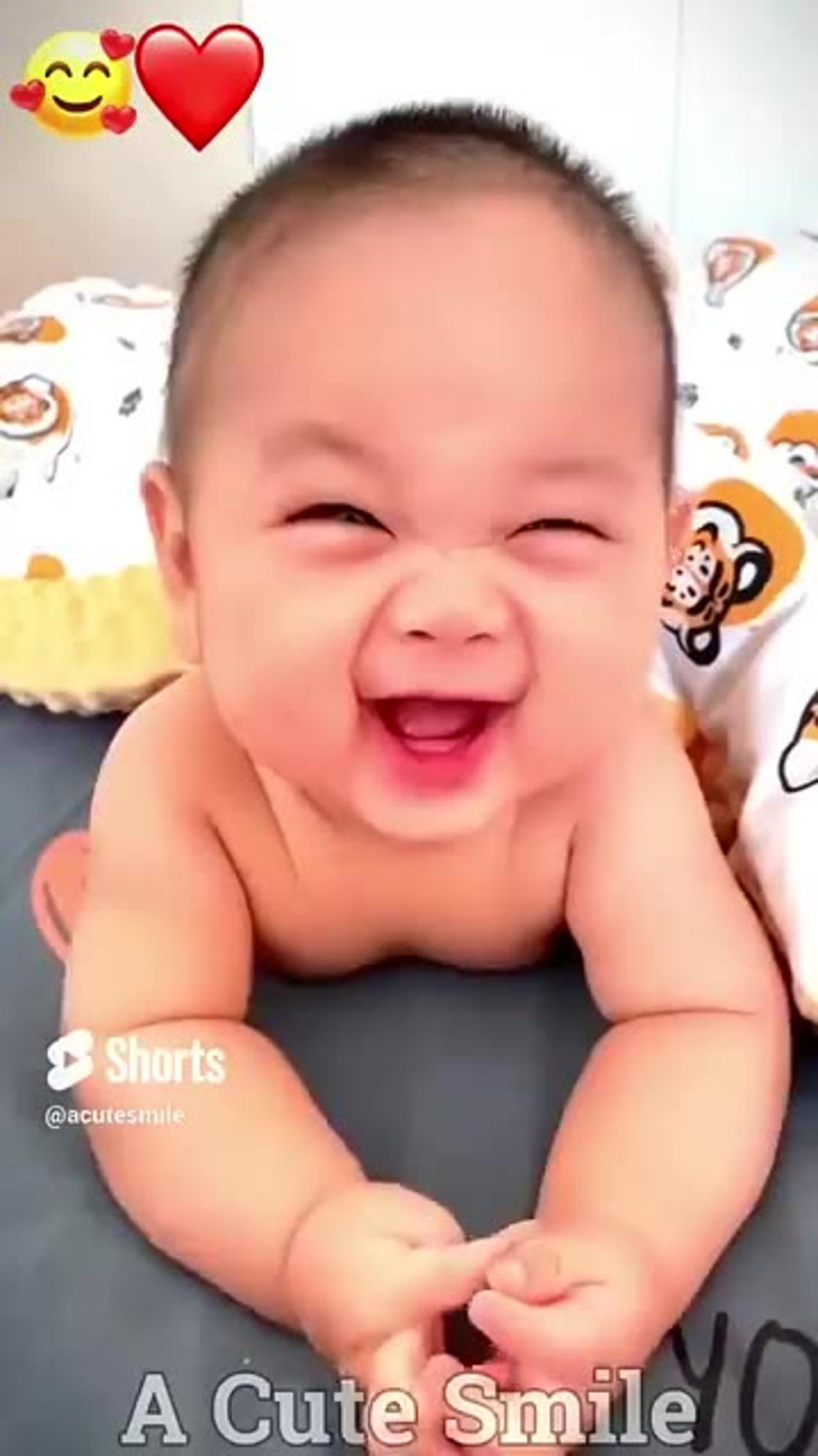 Cute babies laughing 😂🤣